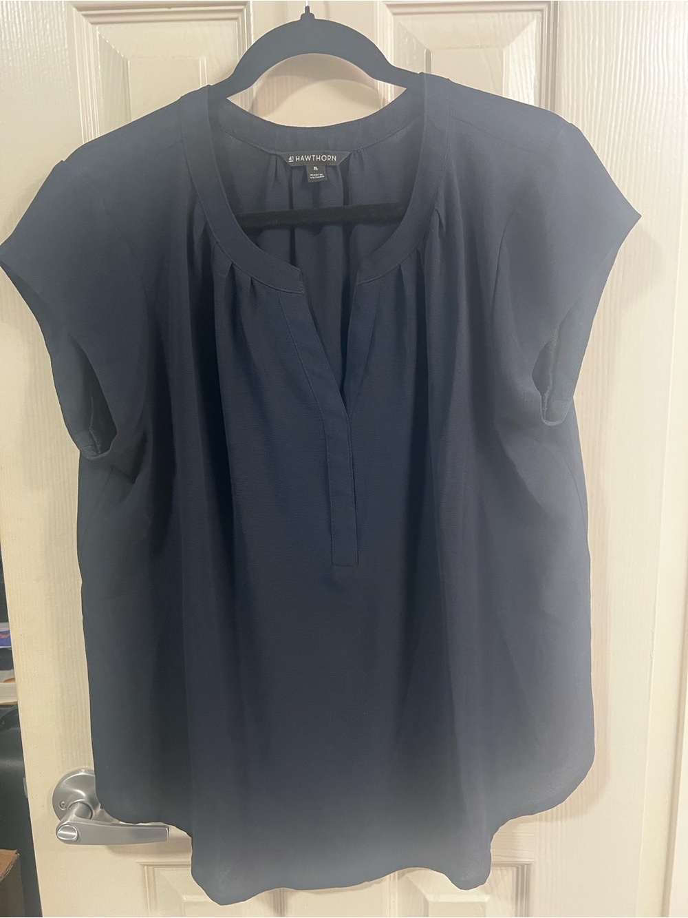 41 Hawthorn Navy Split-Neck Cap-Sleeve Blouse
